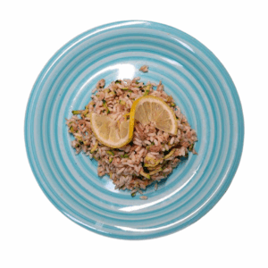 Insalata di riso alle zucchine con tonno e limone